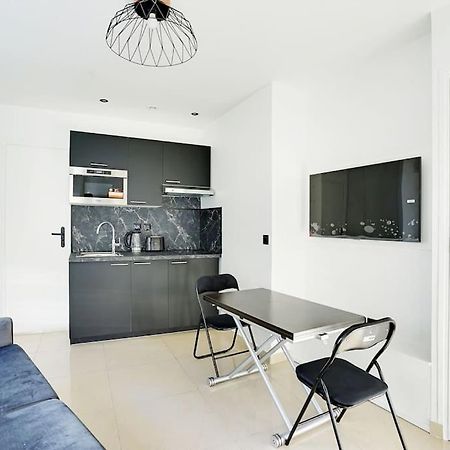 Magnifique 3 Pieces Paris 18Eme Appartement Buitenkant foto