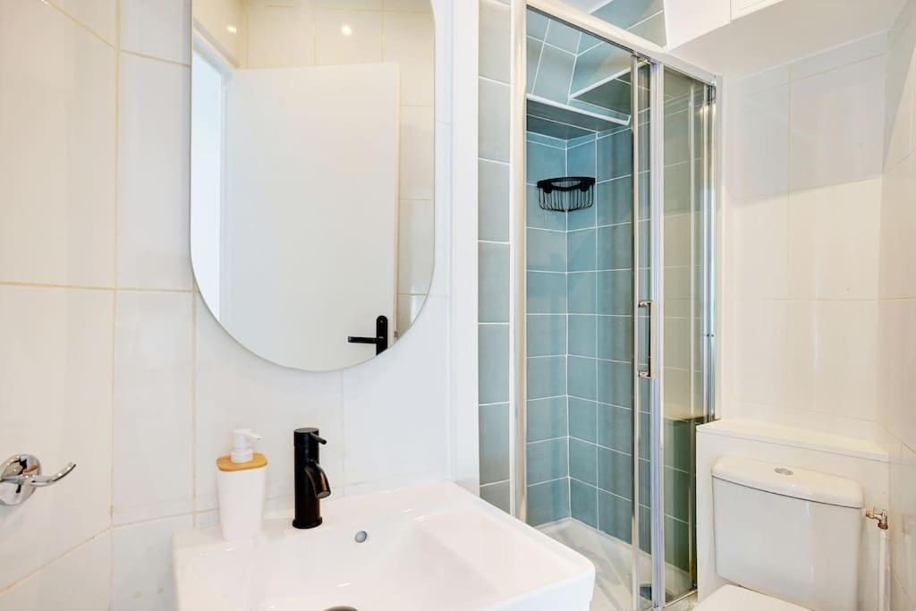 Magnifique 3 Pieces Paris 18Eme Appartement Buitenkant foto
